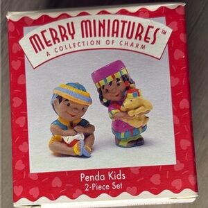 🌍🇿🇦NIB VTG Hallmark Merry Miniatures Penda Kids 2-Piece Set - 1996